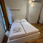 New Business Nr.15 *