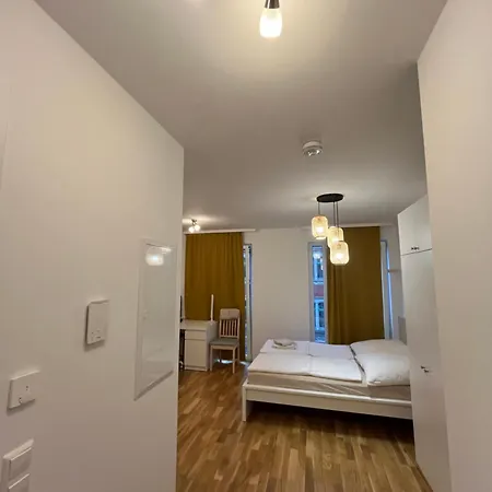 New Business Nr.15 Дрезден